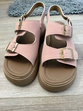 Pink Buckle Platform Sandals